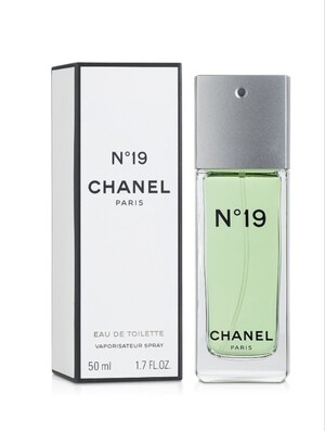 Chanel №19 Eau De Toilette Women (2023)