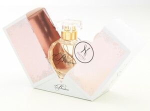 Hayari Parfums BRODERIE Women