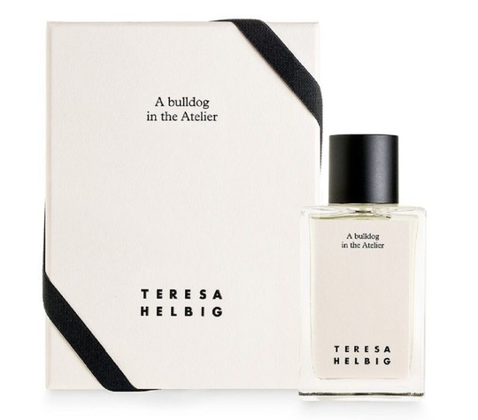 Teresa Helbig A BULLDOG IN THE ATELIER Unisex