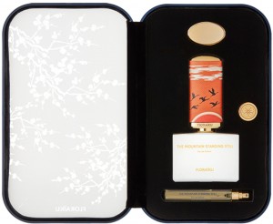 Floraiku THE MOUNTAIN STANDING STILL Unisex