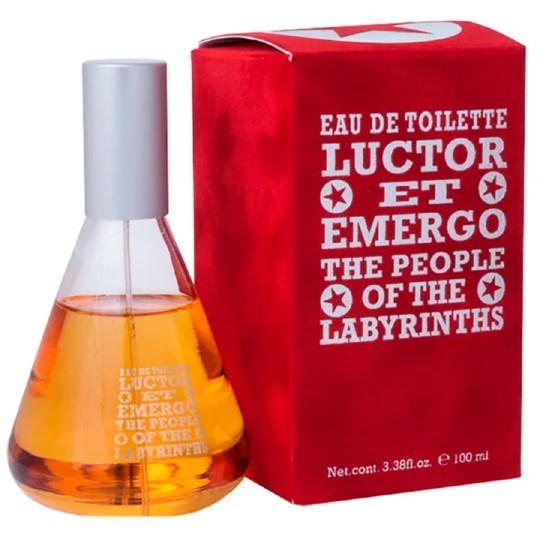 The people of the labyrinths LUCTOR ET EMERGO Women